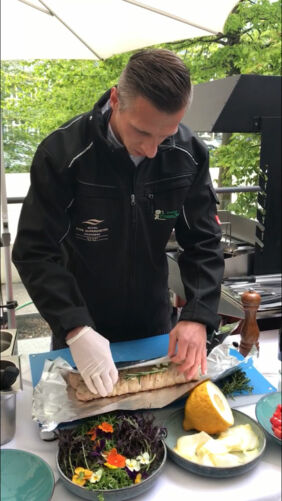 Kalbsrücken mit Pfifferlingen und Polentaschnitten Kalbsrücken mit Pfifferlingen und Polentaschnitten