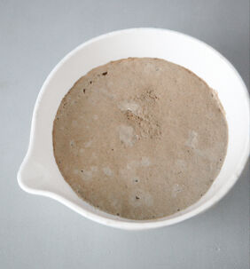 Brot backen Sauerteigansatz Schritt 3 Brot backen Sauerteigansatz Schritt 3