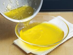 Butter klären Step 3 Butter klären Step 3