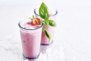Erdbeer-Kefir-Drink