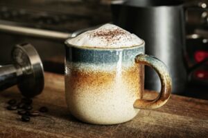 Kaffee mit 
Kokos-Cashew-Schaum