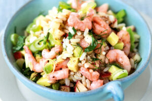 Reis-Krabben-Salat mit Avocado