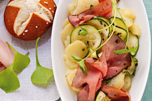 Roastbeef mit Kartoffel-Zucchini-Salat
