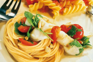 Spaghetti mit Fisch und Rucola