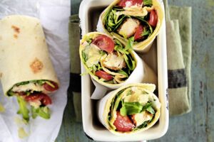 Backhendl-Salat-Wrap