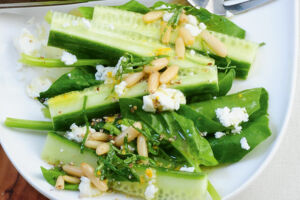 Gurken-Spinat-Salat