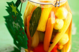 Mixed Pickles mit Mini-Gemüse
