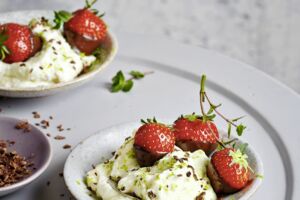 Schoko-Erdbeeren mit Limetten-Mascarpone-Schaum