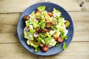 Caesar Salad mit Räuchertofu