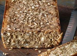 Kernige Brotzeitlaibe