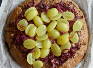 Rieslingfladen mit Trauben
