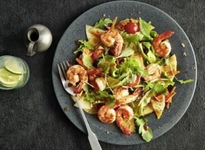 Bunter Salat Mit Scharfen Garnelen Rezept Kuchengotter