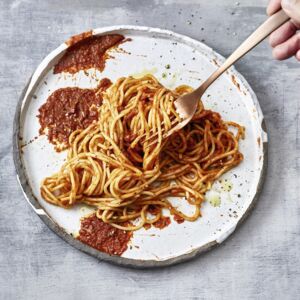 Spaghetti mit Pesto rosso soffritto