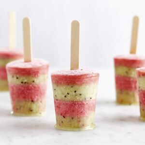 Kiwi-Erdbeer-Popsicles