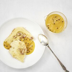 Grießgratin mit Mango-Maracuja-Sauce
