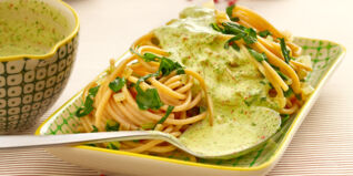 Mangold-Bärlauch-Nudeln Mangold-Bärlauch-Nudeln