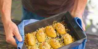 Polentanocken mit Zwetschgenkompott