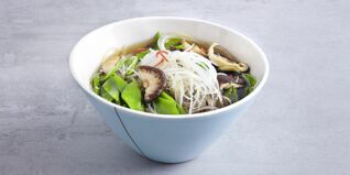 Glasnudelsuppe scharf-sauer Glasnudelsuppe scharf-sauer