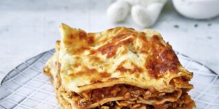 Lasagne mit roten Linsen und Blumenkohl