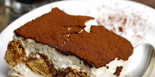 Tiramisu mit Amaretto Tiramisu mit Amaretto