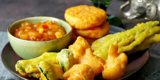 Pakoras mit Mangochutney