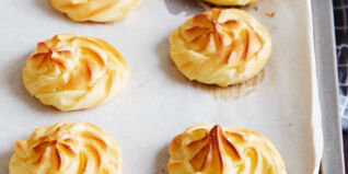 Grundrezept Brandteig Grundrezept Brandteig