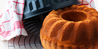 Expressbacken, Gestürzter Rührkuchen Kuchen Unterseite Rezepte Guglhupf