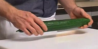 Gurke richtig putzen und verarbeiten