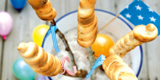 Stockbrot mit Knoblauch Stockbrot mit Knoblauch