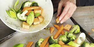 Ofengemüse mit Tomaten-Ziegenkäsecreme Ofengemüse mit Tomaten-Ziegenkäsecreme