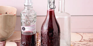 Küchenschätze, Schwarzer Johannisbeerlikör Johannisbeeren Rezepte Getränke