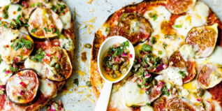 Fladenbrotpizza mit dreierlei Käse