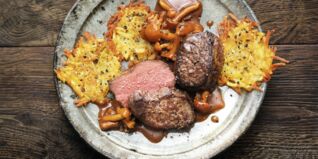 Hirschsteaks mit Waldpilzen Hirschsteaks mit Waldpilzen
