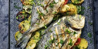 Doraden auf Kartoffelbett