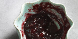 Kirschkonfitüre mit Schokostückchen Kirschkonfitüre mit Schokostückchen