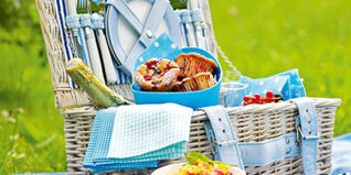 Ich packe meinen Picknickkorb und nehme mit ... Ich packe meinen Picknickkorb und nehme mit ...