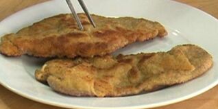 Schnitzel panieren und braten