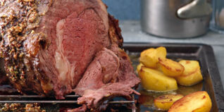 Rib-Eye mit Gewürzbutter Rib-Eye mit Gewürzbutter