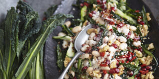 Superfood-Salat mit Sesam-Dressing Superfood-Salat mit Sesam-Dressing
