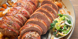 Geschmorter Hirschbraten mit Sahnewirsing