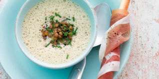 Linsenschaumsuppe mit Parmaschinken