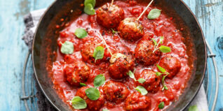 Hackbällchen in Tomatensauce Hackbällchen in Tomatensauce