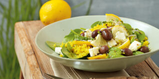 Hirsesalat mit Schafskäse und Spinat