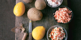 Pellkartoffeln mit drei Dips Pellkartoffeln mit drei Dips