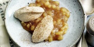 Maronencreme mit Apfel-Zimt-Grütze Maronencreme mit Apfel-Zimt-Grütze