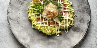 Okonomiyaki - Japanische Pfannkuchen Okonomiyaki - Japanische Pfannkuchen