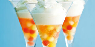 Champagner-Mousse auf Gelierten Champagner-Melonen