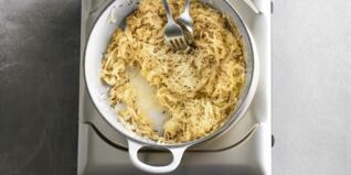 Sauerkraut-Fleckerl mit Speck