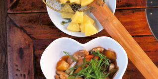 SCHWEINEFLEISCH S&Uuml;&szlig;SAUER