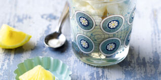 Frozen Yogurt mit Zitrone